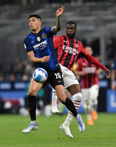 性的足球世 性的足球世