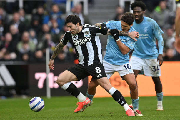 表现令人印 表现令人印